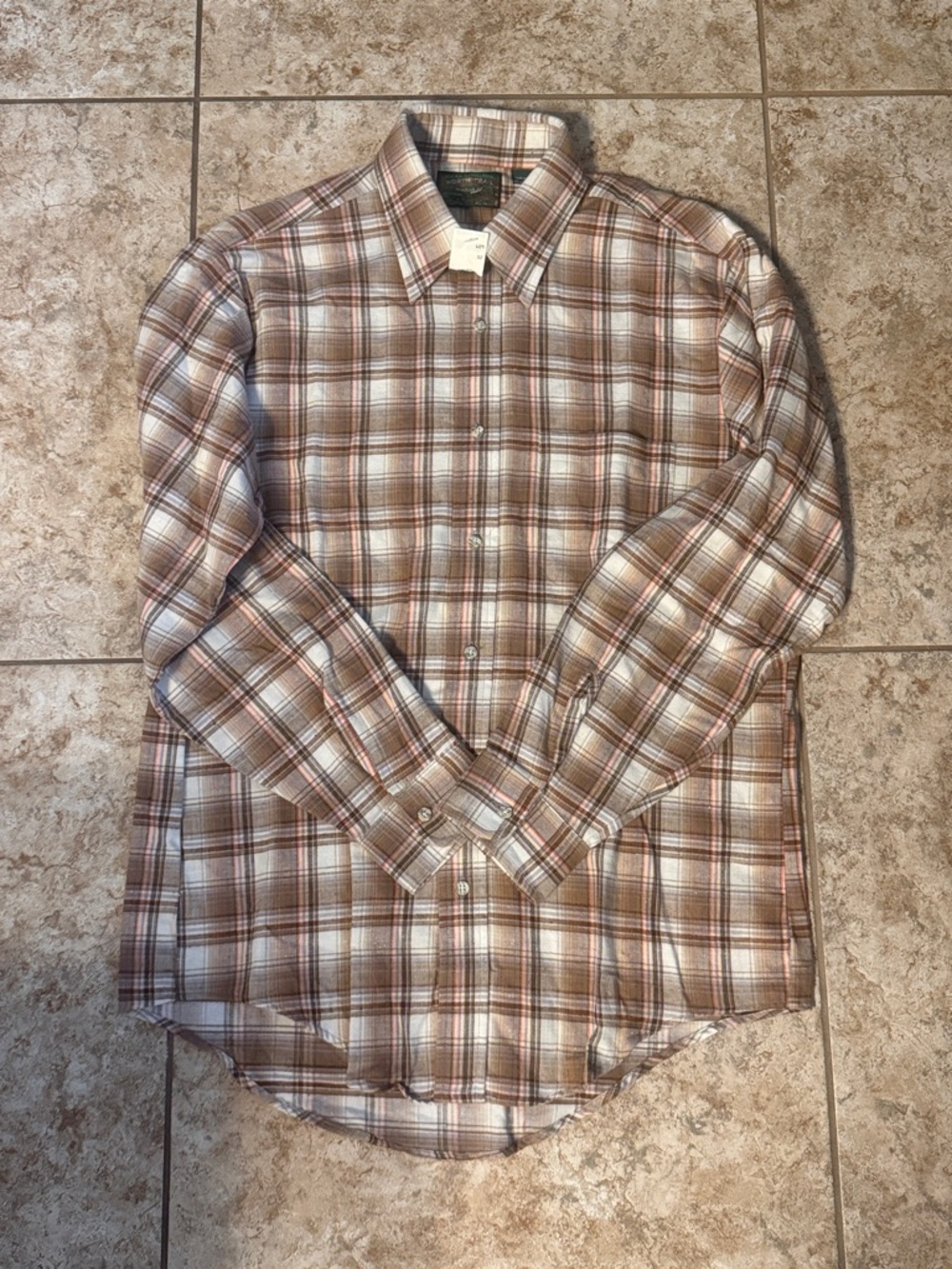 Vintage North Trail Trading Co Men's Plaid Button-Up Shirt - Brown/White